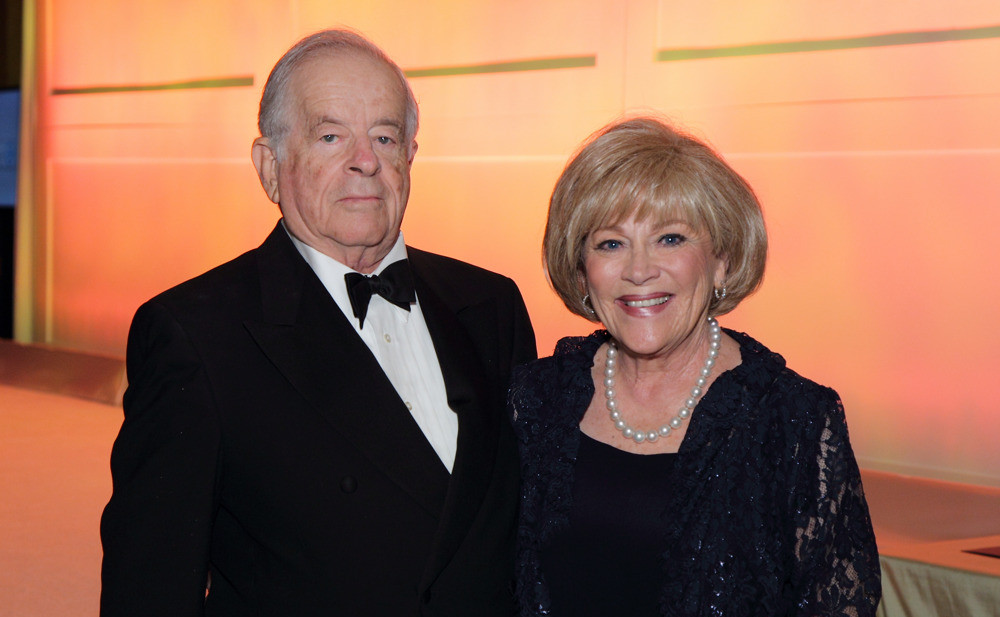 The 2015 Hope for a Cure Gala’s “Living and Giving Award” Renamed in Honor of Barbara and Duke Roos
