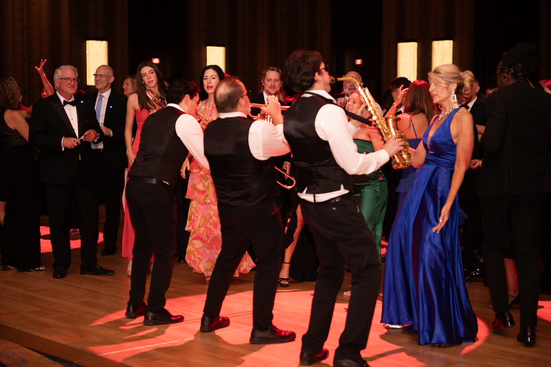 54518268552_c48eb75c22_c