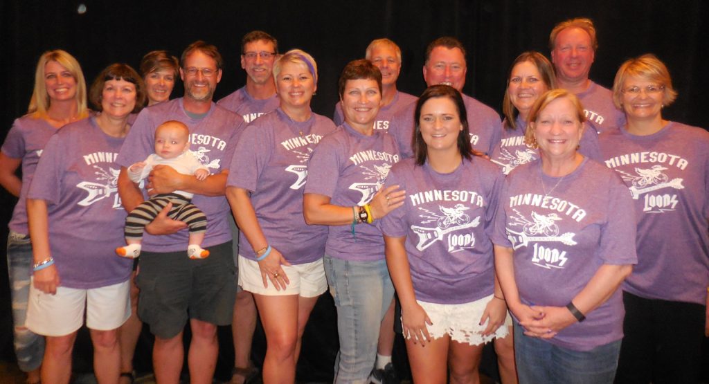 mn-riders-in-amelia-with-t-shirts