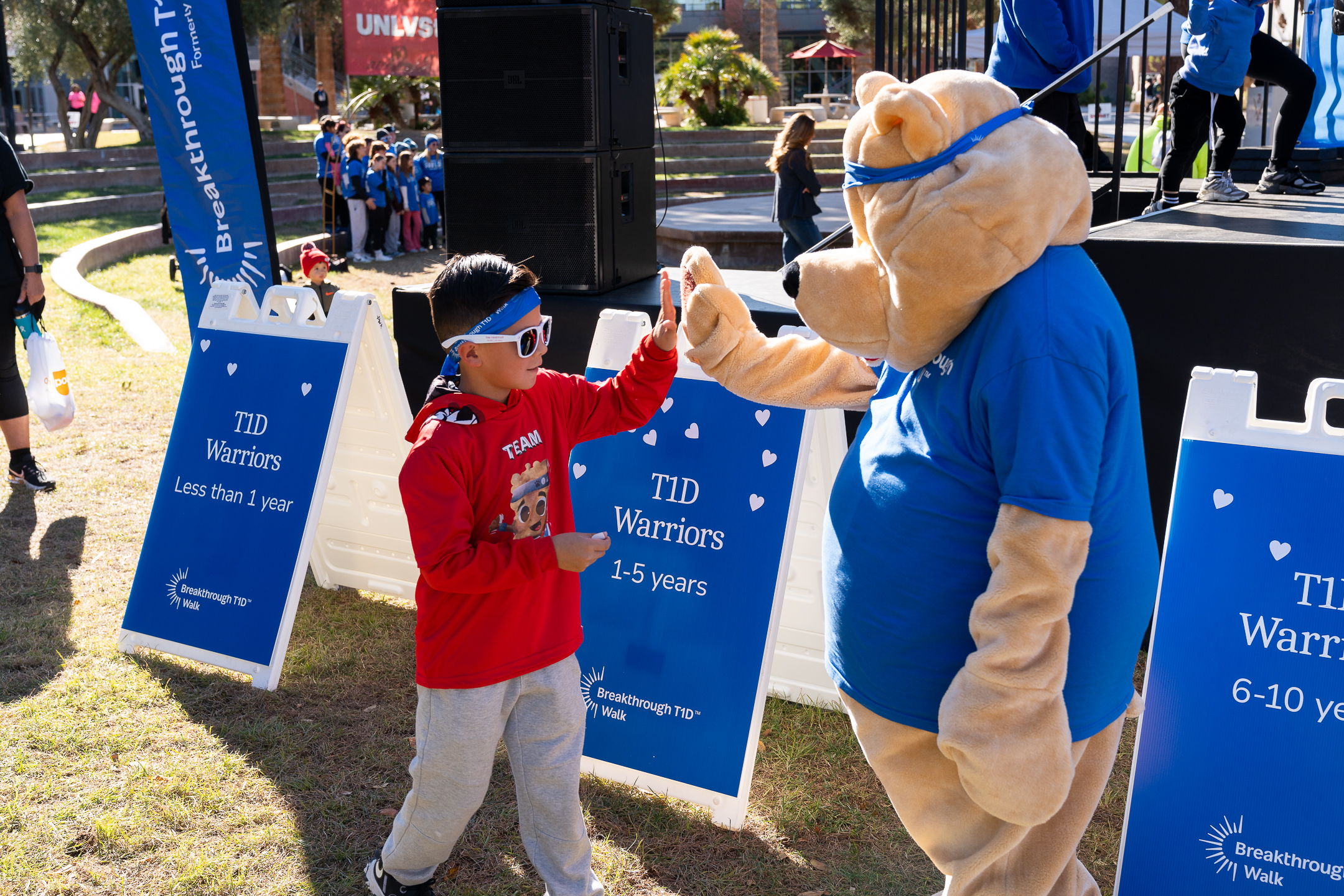 20241116 T1D Walk [Digital Use] – 230