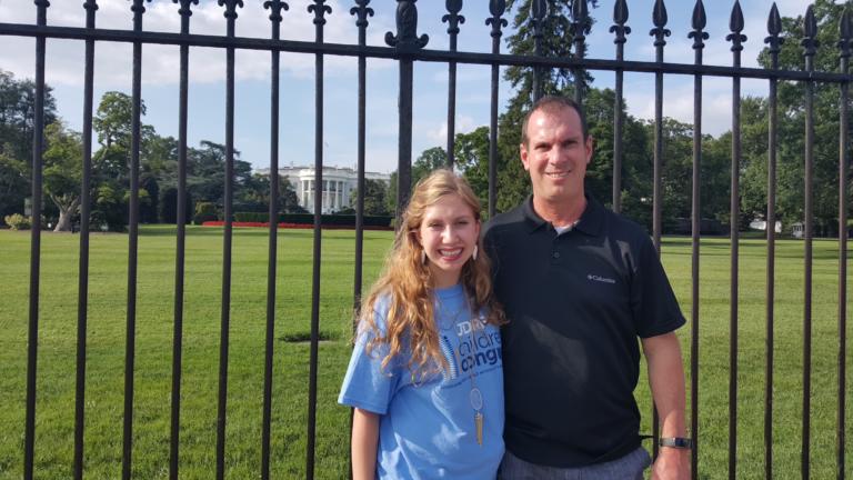 Berkeley Barnett and her dad, Joel Barnett, at the Breakthrough T1D 2015 Children’s Congress
