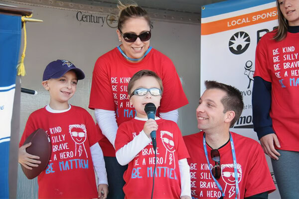 Photo of Team Miracle for Matthew on stage at a Breakthrough T1D Walk