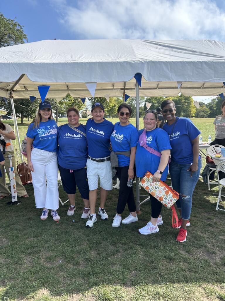 Breakthrough T1D Corporate Partner Marshalls employees at a Walk event